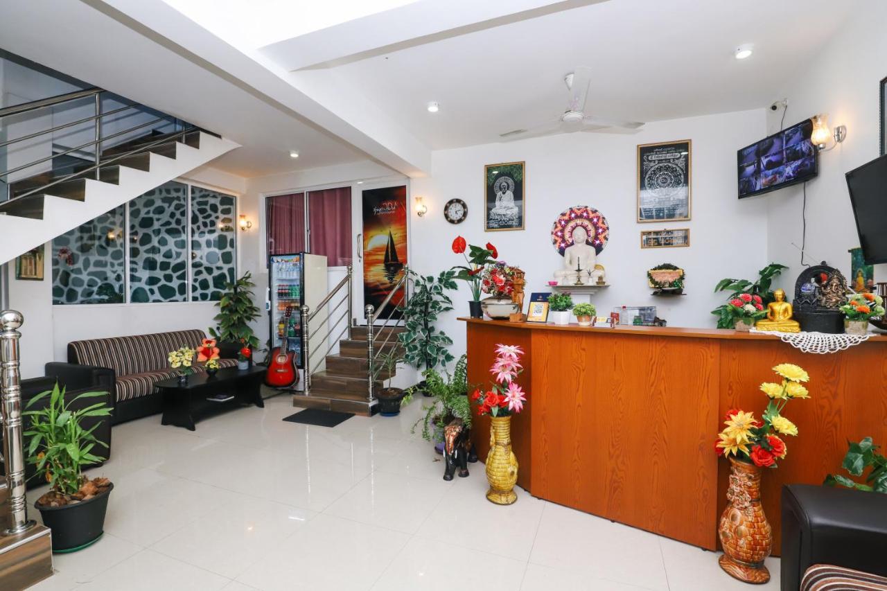 Delight Reich Hotel Peradeniya Exterior foto