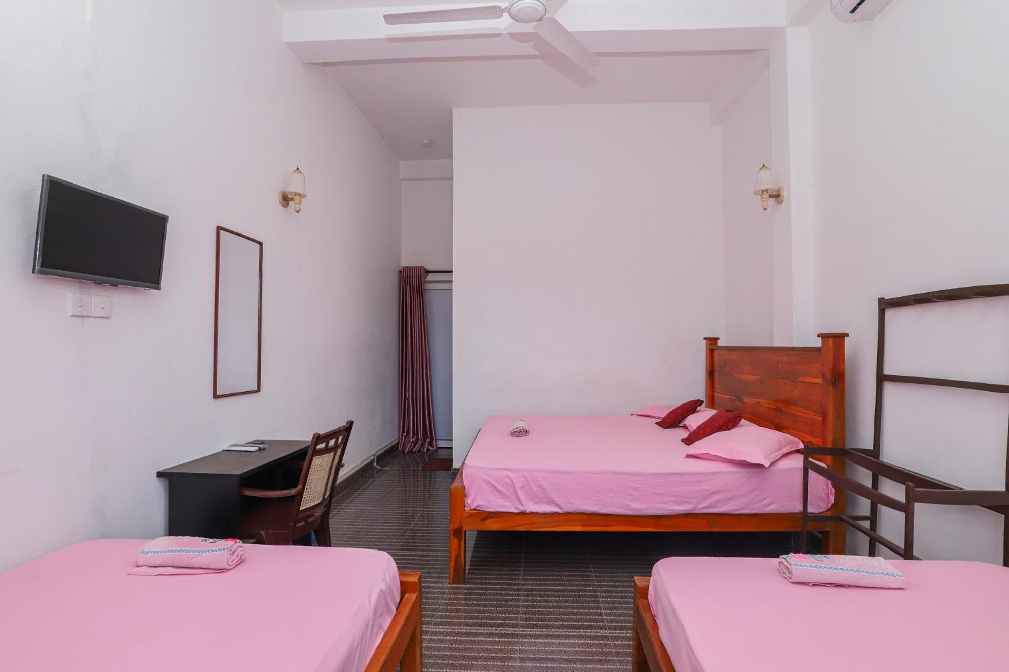 Delight Reich Hotel Peradeniya Zimmer foto