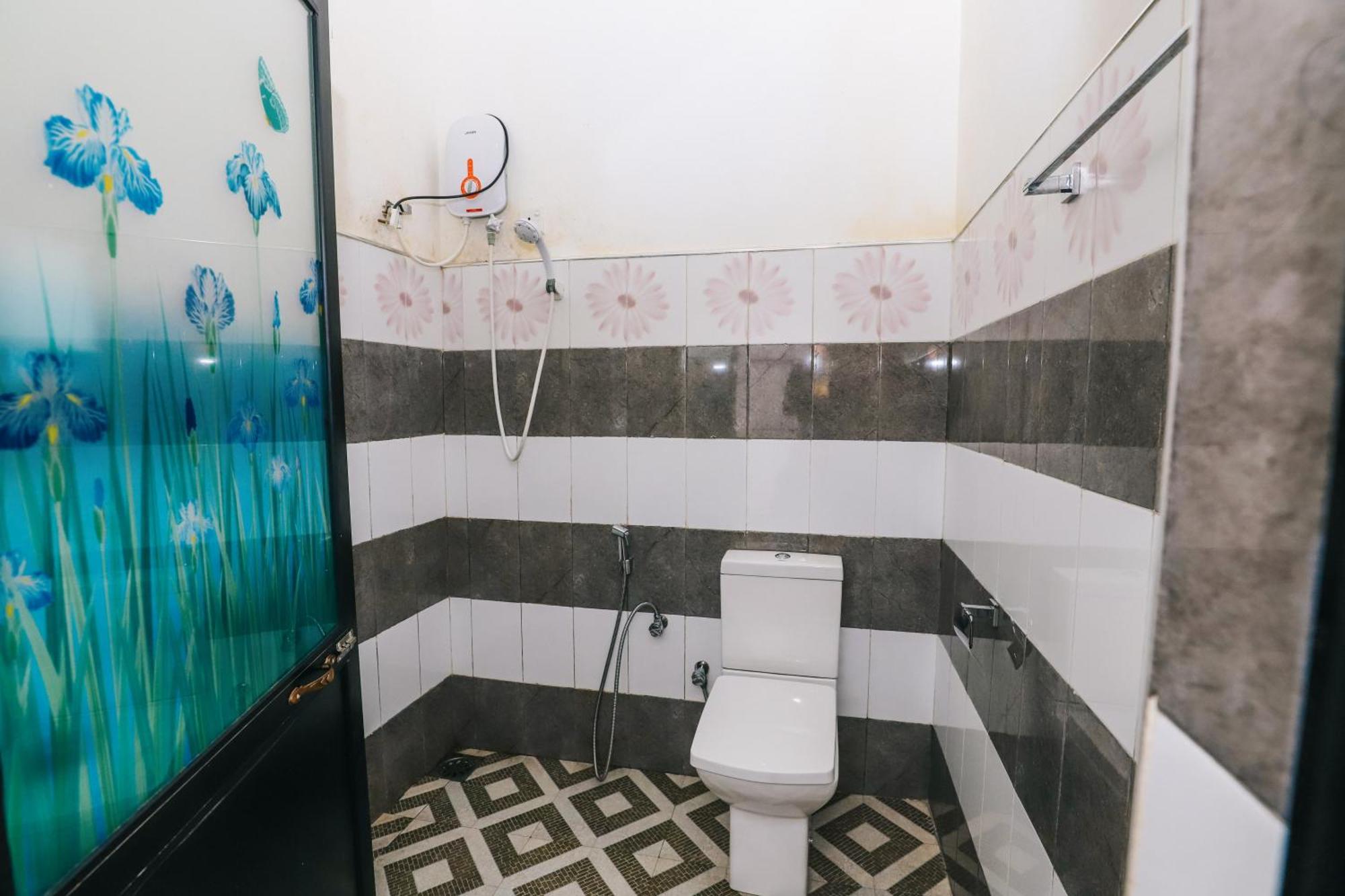 Delight Reich Hotel Peradeniya Zimmer foto
